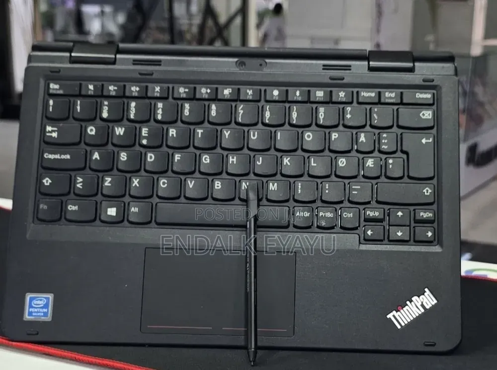 New Laptop Lenovo Yoga 11e 4GB Intel SSD 128GB