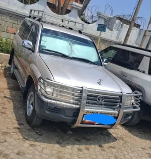 Toyota Land Cruiser 2005 Blue