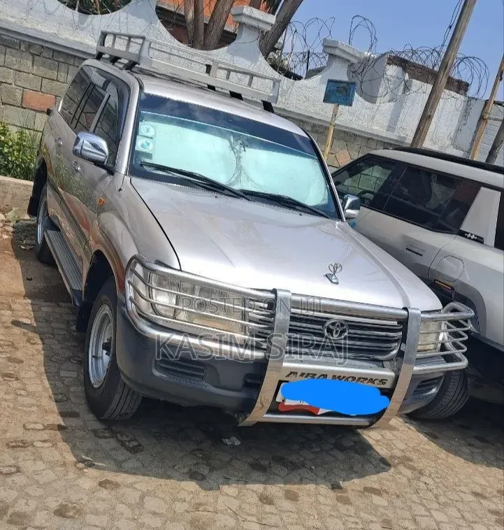 Toyota Land Cruiser 2005 Blue