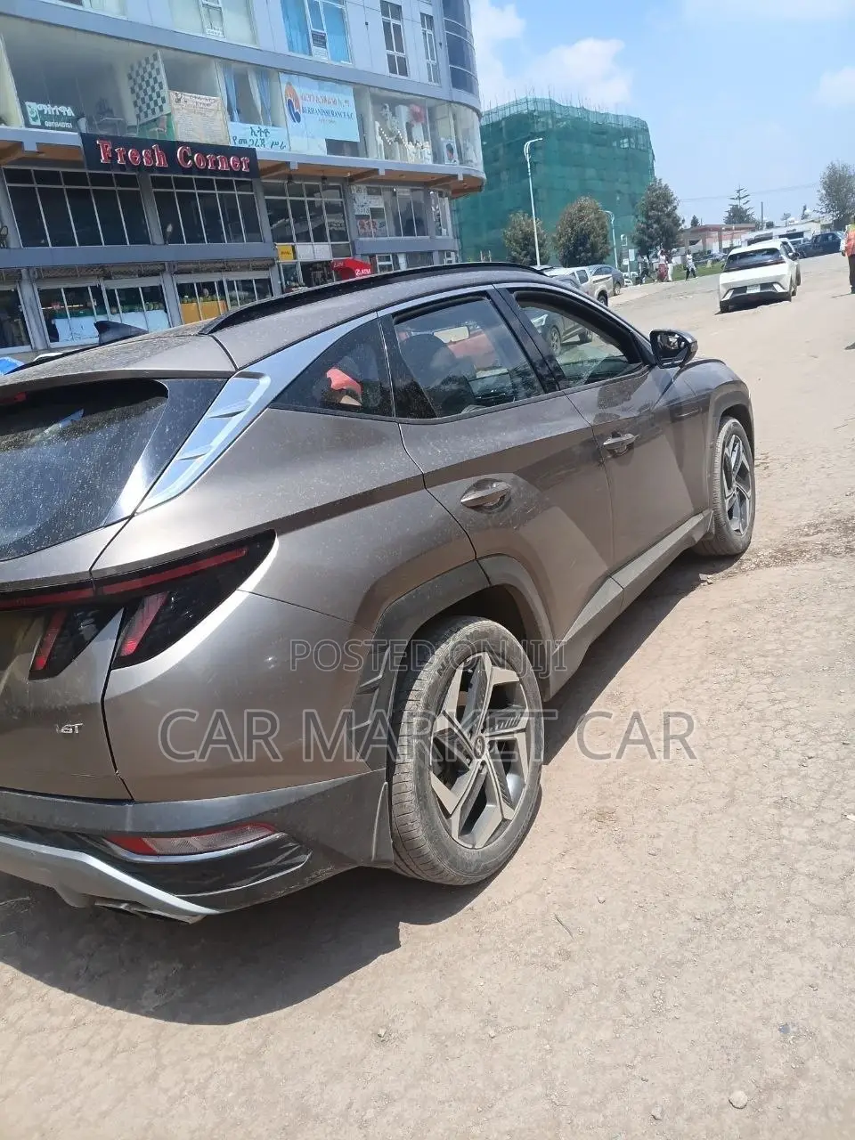 Hyundai Tucson SE 2023 Brown