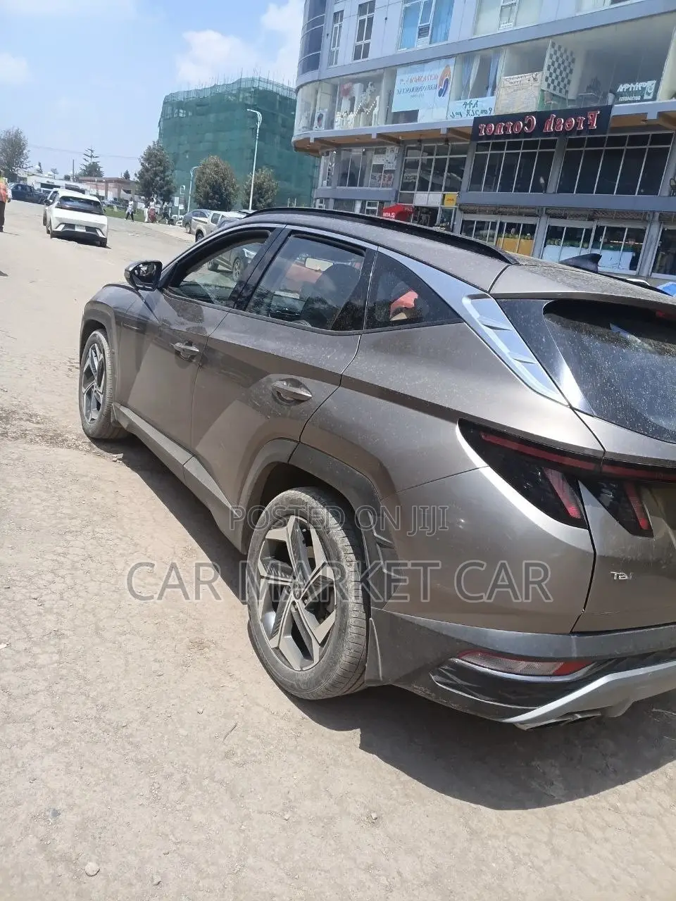 Hyundai Tucson SE 2023 Brown