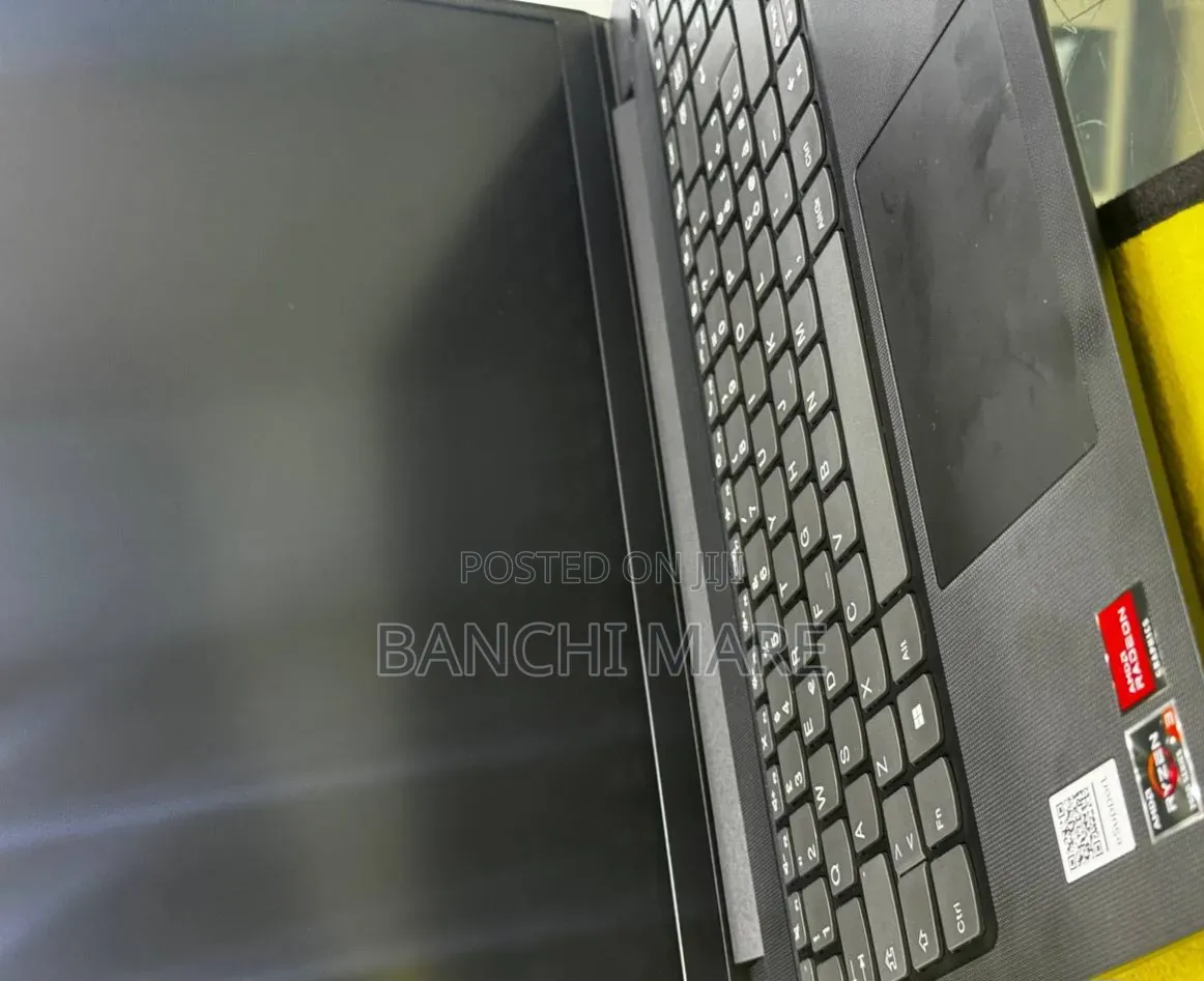 New Laptop Lenovo Ideapad 3 8GB Intel Core 3 SSD 256GB