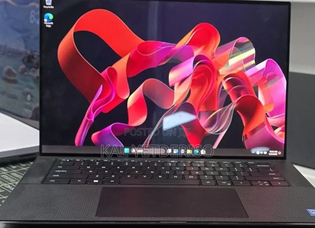 New Laptop Dell Precision 5560 16GB Intel Core i7 SSD 512GB
