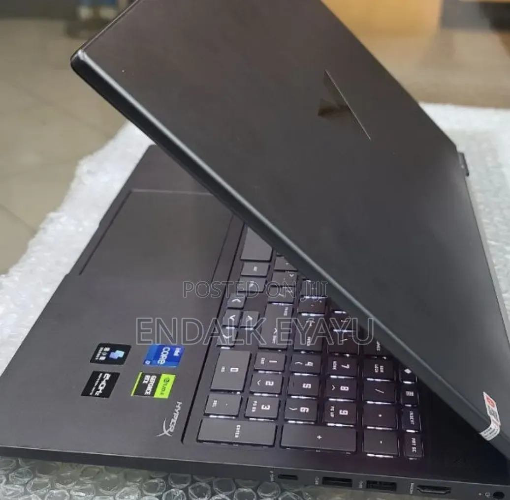 New Laptop HP Victus 16 16GB Intel Core i7 SSD 1T
