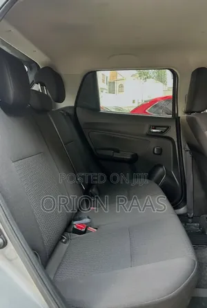 Suzuki Swift 2021 Gray