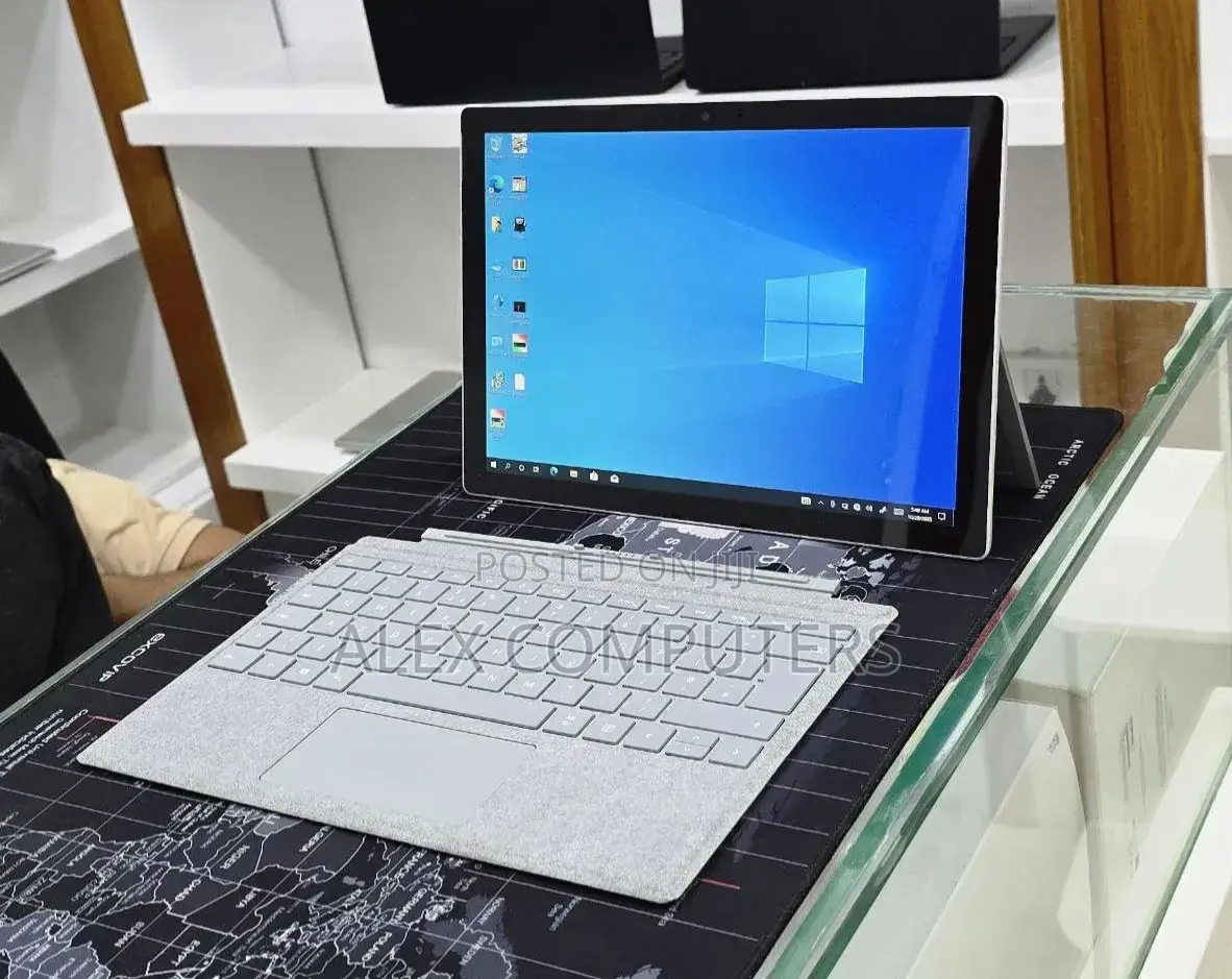 New Laptop Microsoft Surface Pro 7+ 16GB Intel Core i5 SSD 256GB