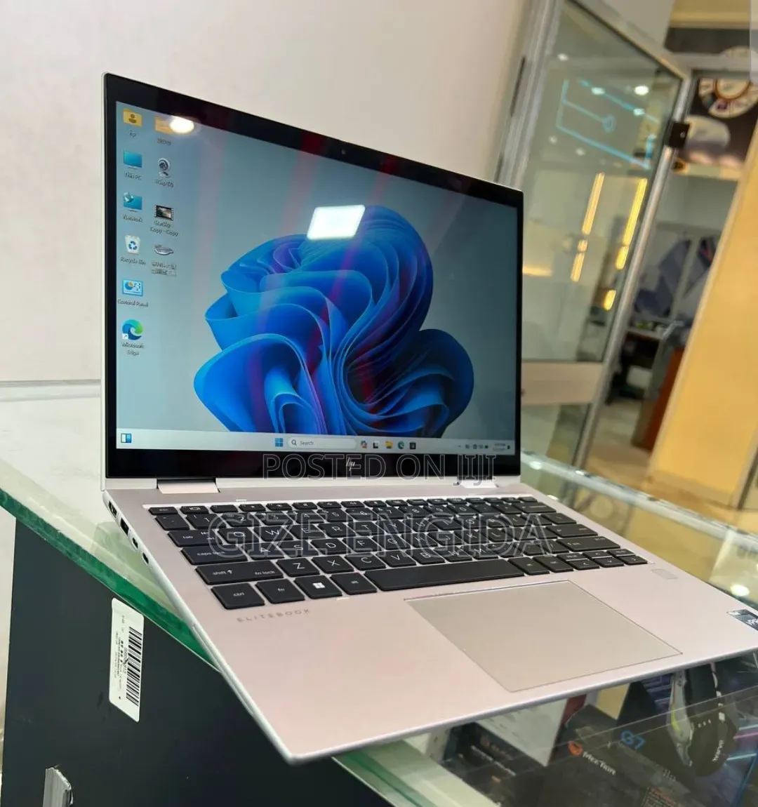 New Laptop HP Elitebook 830 G11 16GB Intel Core i7 SSD 512GB