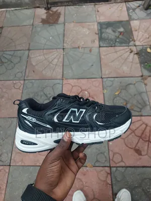 Newbalance 530