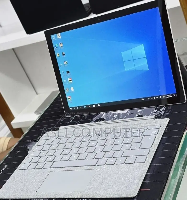 New Laptop Microsoft Surface Pro 7 16GB Intel Core i5 SSD 256GB