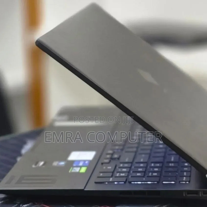 New Laptop HP 16GB Intel Core i9 SSD 512GB