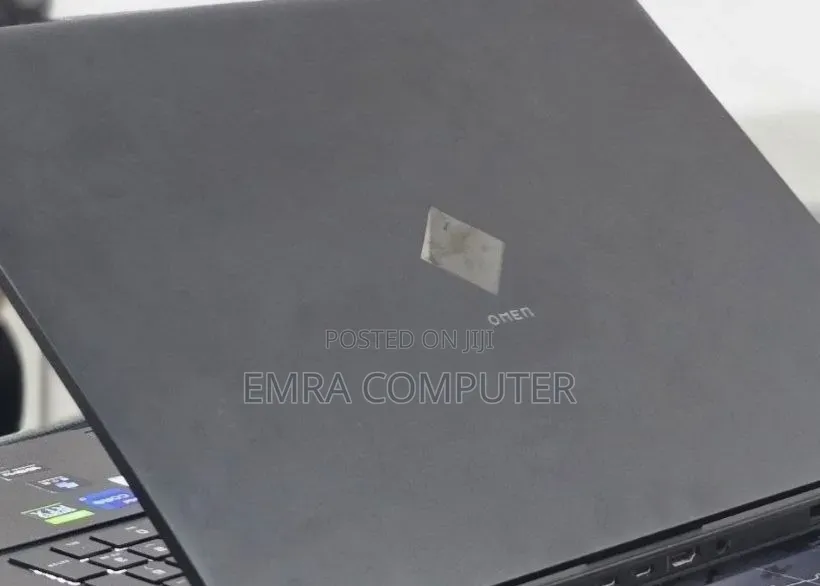 New Laptop HP 16GB Intel Core i9 SSD 512GB