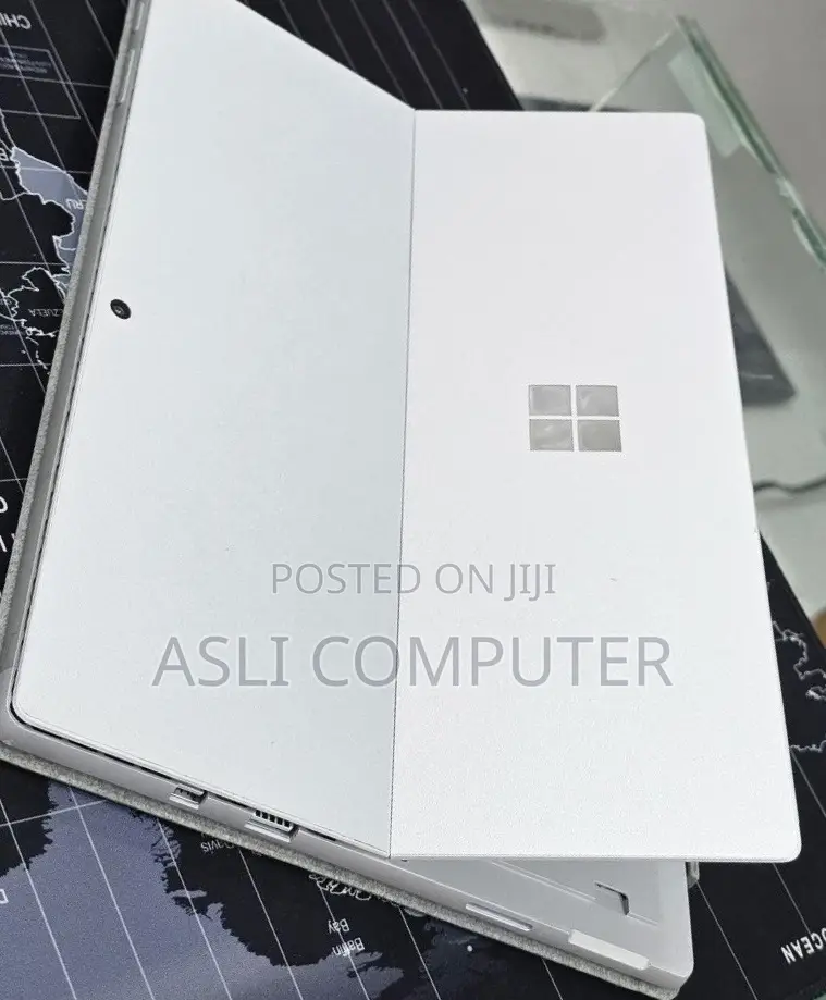 New Laptop Microsoft Surface Pro 7 16GB Intel Core i5 SSD 256GB