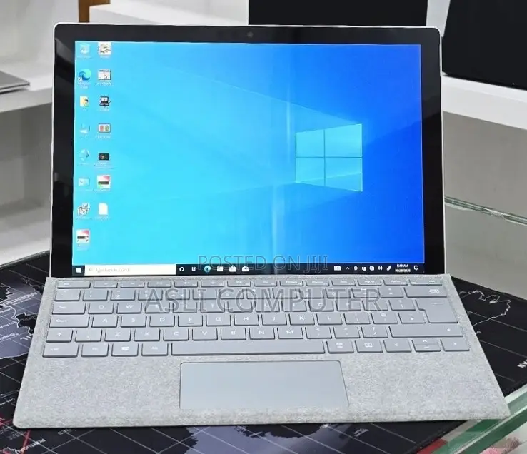 New Laptop Microsoft Surface Pro 7 16GB Intel Core i5 SSD 256GB