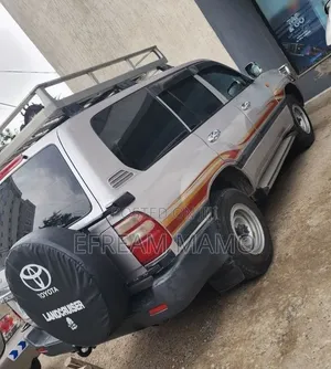 Toyota Land Cruiser 2006