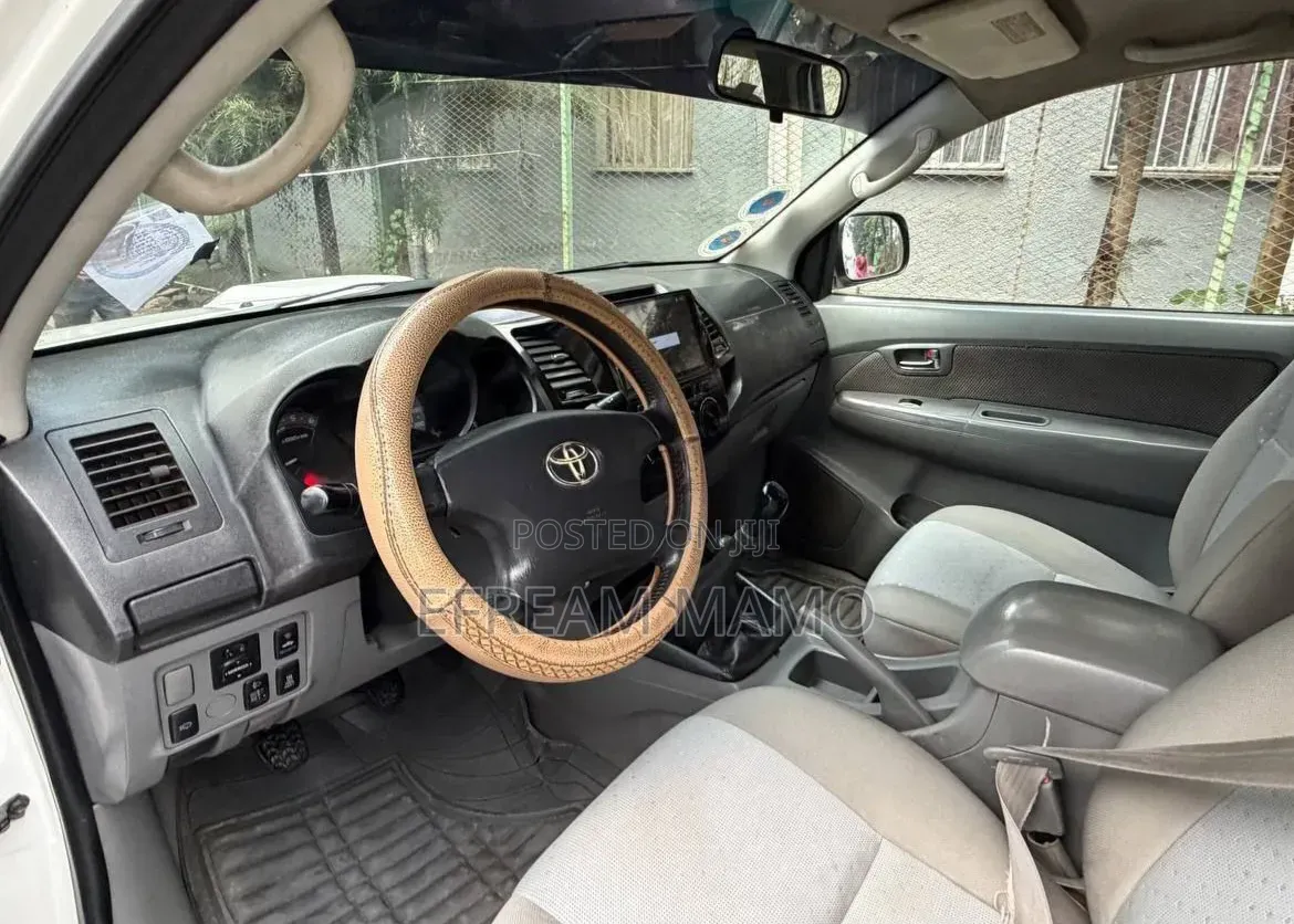 Toyota Land Cruiser 2006