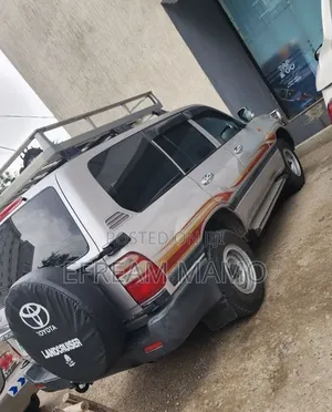 Toyota Land Cruiser 2006