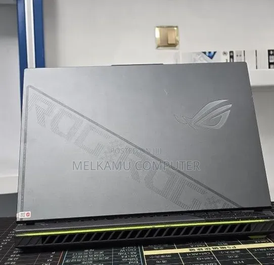 New Laptop Asus ROG Strix G16 16GB Intel Core i9 SSD 1T