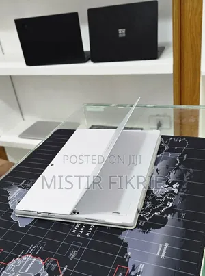 New Laptop Microsoft Surface Pro 7 16GB Intel Core i5 SSD 256GB