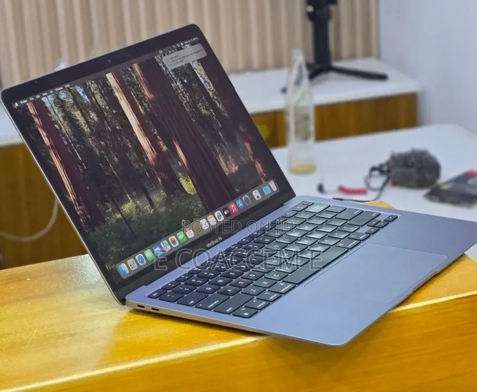 New Laptop Apple MacBook 16GB SSD 256GB