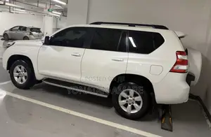 Toyota Land Cruiser Prado 2017 White