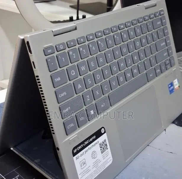 New Laptop HP 8GB Intel Core i5 SSD 512GB