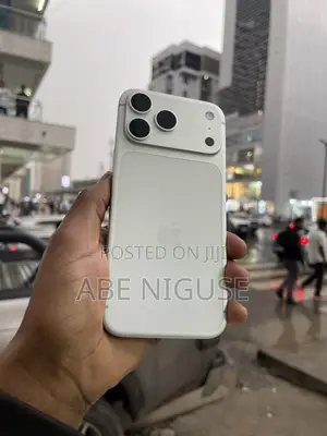 Apple iPhone 17 Pro Max 256 GB White