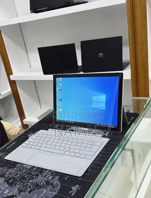 New Laptop Microsoft Surface Pro 7 16GB Intel Core i5 SSD 256GB