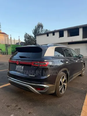 Volkswagen ID.6 2023 Blue