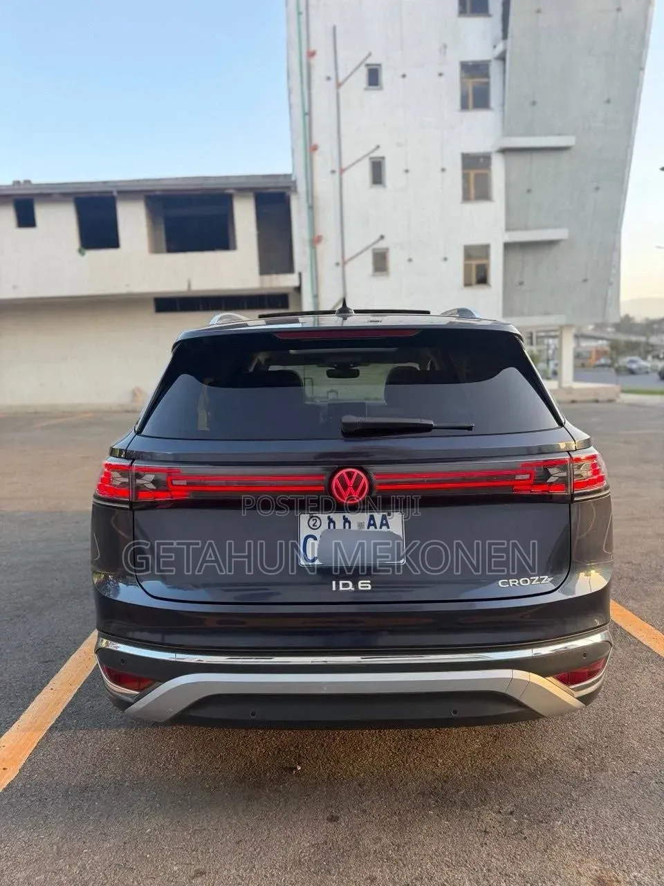 Volkswagen ID.6 2023 Blue