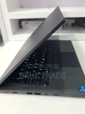 New Laptop Lenovo ThinkPad T14s G4 16GB Intel Core i5 SSD 512GB