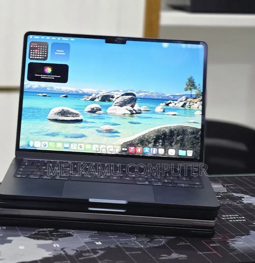 New Laptop Apple MacBook Air 2025 M4 16GB Apple M4 SSD 256GB