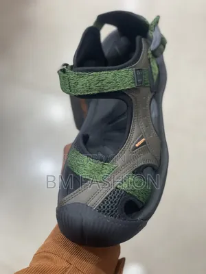 GOUP! Outdoor Sandals