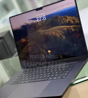 New Laptop Apple MacBook Pro 2023 M3 18GB Apple M3 SSD 512GB