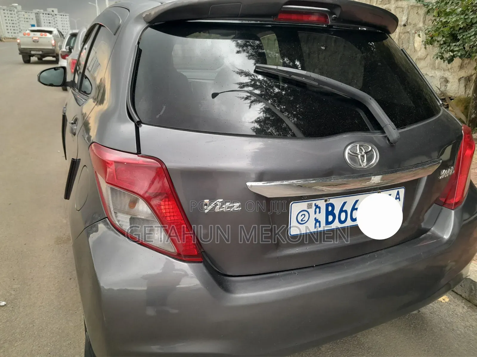Toyota Yaris 2012 Gray