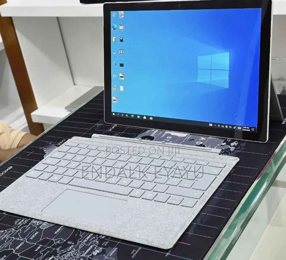 New Laptop Microsoft Surface Pro 7+ 16GB Intel Core i5 SSD 256GB
