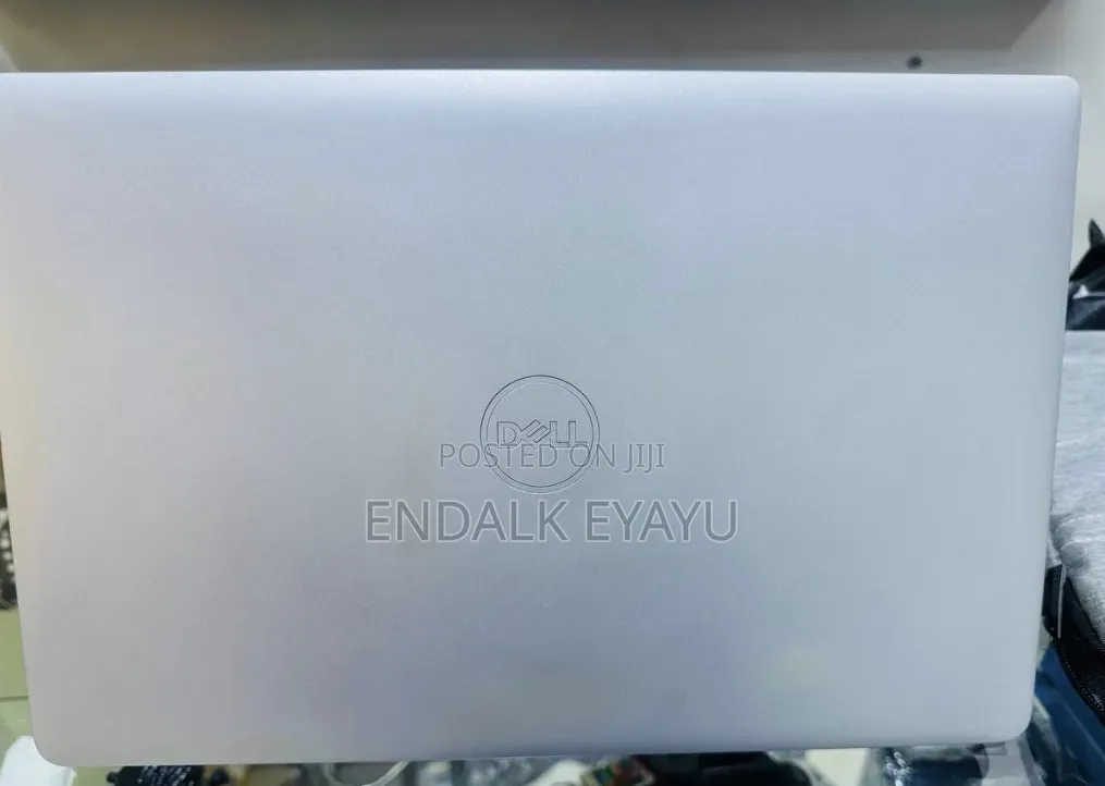 New Laptop Dell Precision 3581 16GB Intel Core i7 SSD 1T
