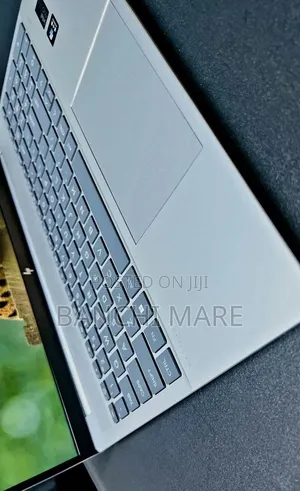 New Laptop HP Pavilion 15 16GB Intel Core Ultra 7 SSD 1T