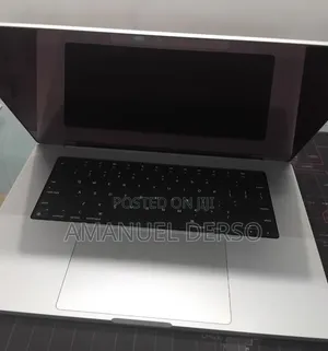 New Laptop Apple MacBook Pro 2021 M1 Max 32GB Intel Core i7 SSD 1T