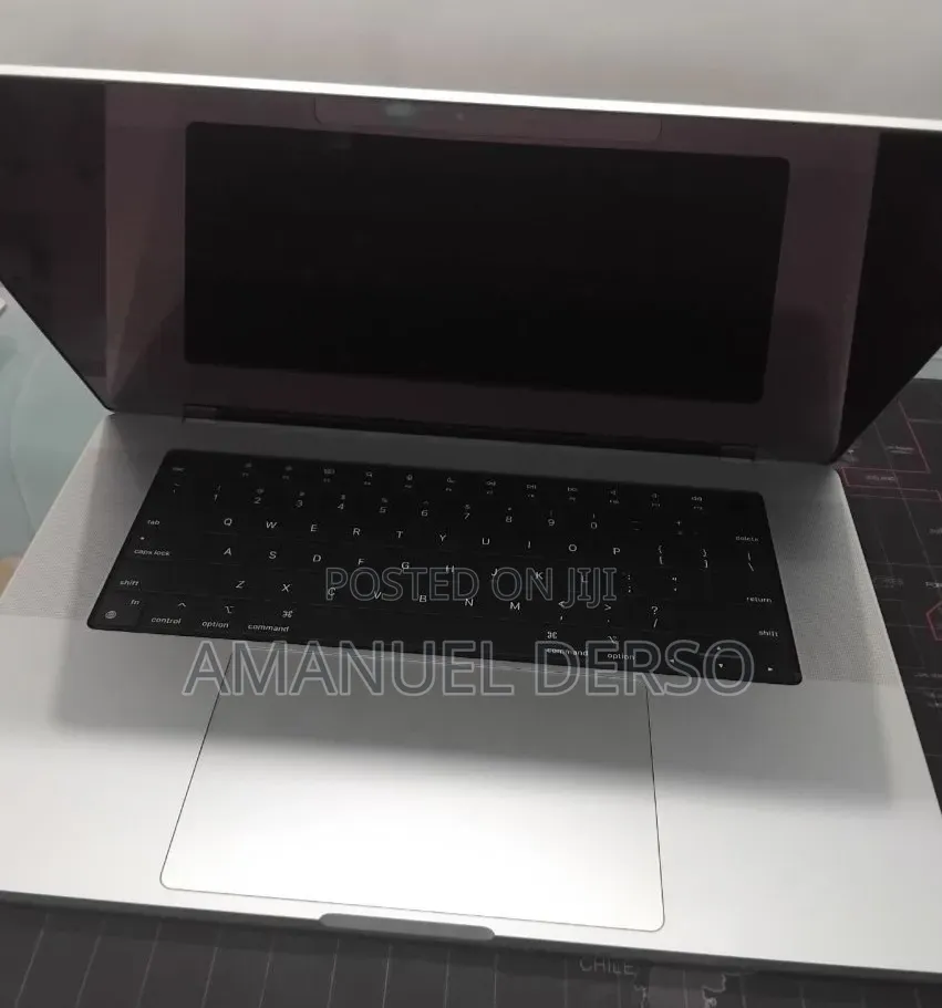 New Laptop Apple MacBook Pro 2021 M1 Max 32GB Intel Core i7 SSD 1T