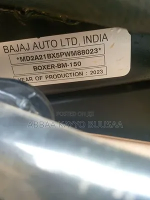 Bajaj Boxer 150 UG 2024 White