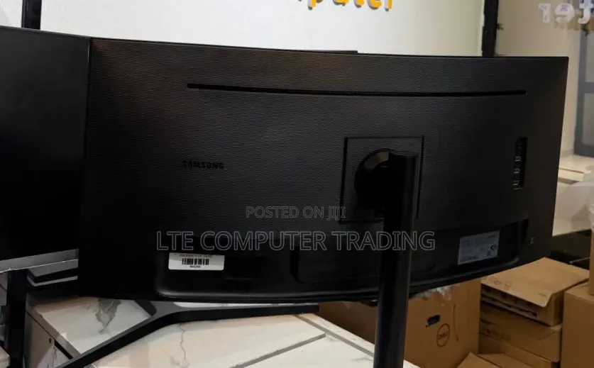 Samsung S34A654UB
 Screen Size: 34 Inches