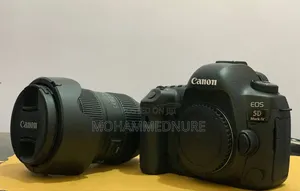 EOS Canon 5D Mark IV Camera