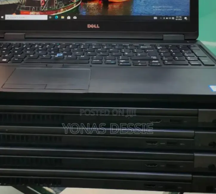 Laptop Dell Precision 7760 16GB Intel Core i7 SSD 512GB