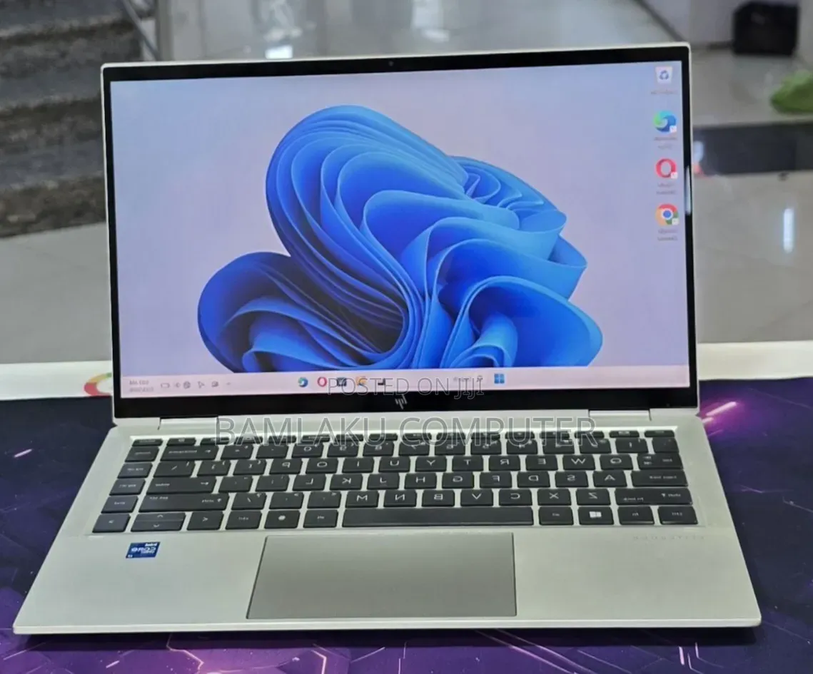 New Laptop HP EliteBook 1040 G8 16GB Intel Core i7 SSD 512GB