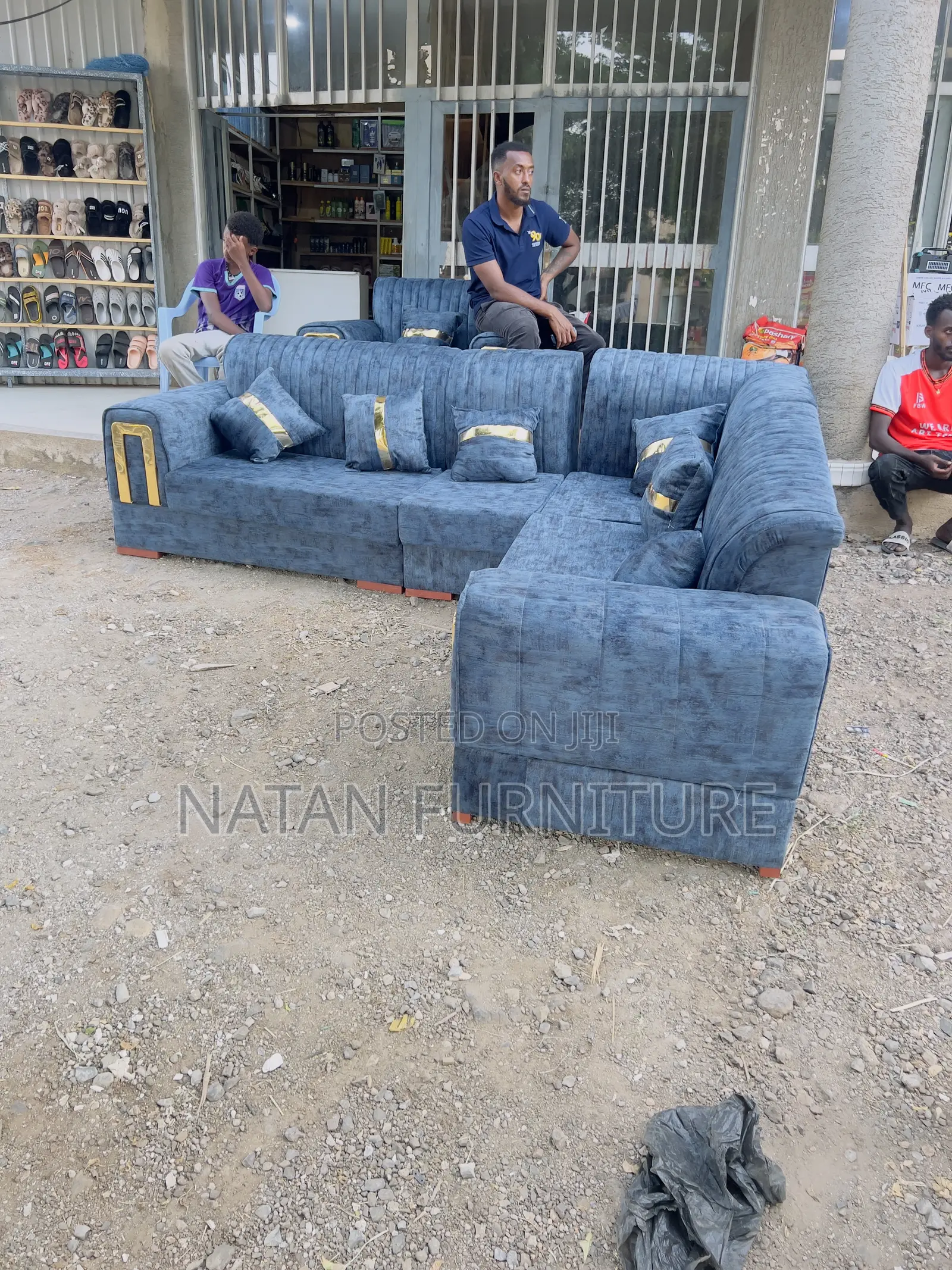 Quality Fabric New Design HD Sponje Sofa