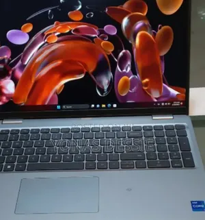 New Laptop Dell Latitude 5540 16GB Intel Core i7 SSD 512GB