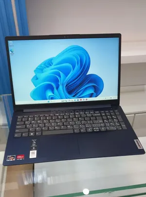 New Laptop Lenovo IdeaPad 1 8GB Intel Core i5 SSD 256GB