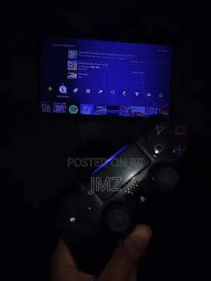 Fat Ps 4 500 Gb 2 Controlerss