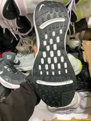 Nike ComfiRide Runners
