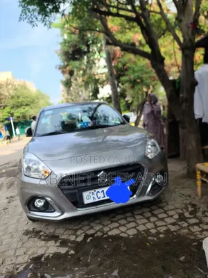 Suzuki Dzire 2022 Silver
